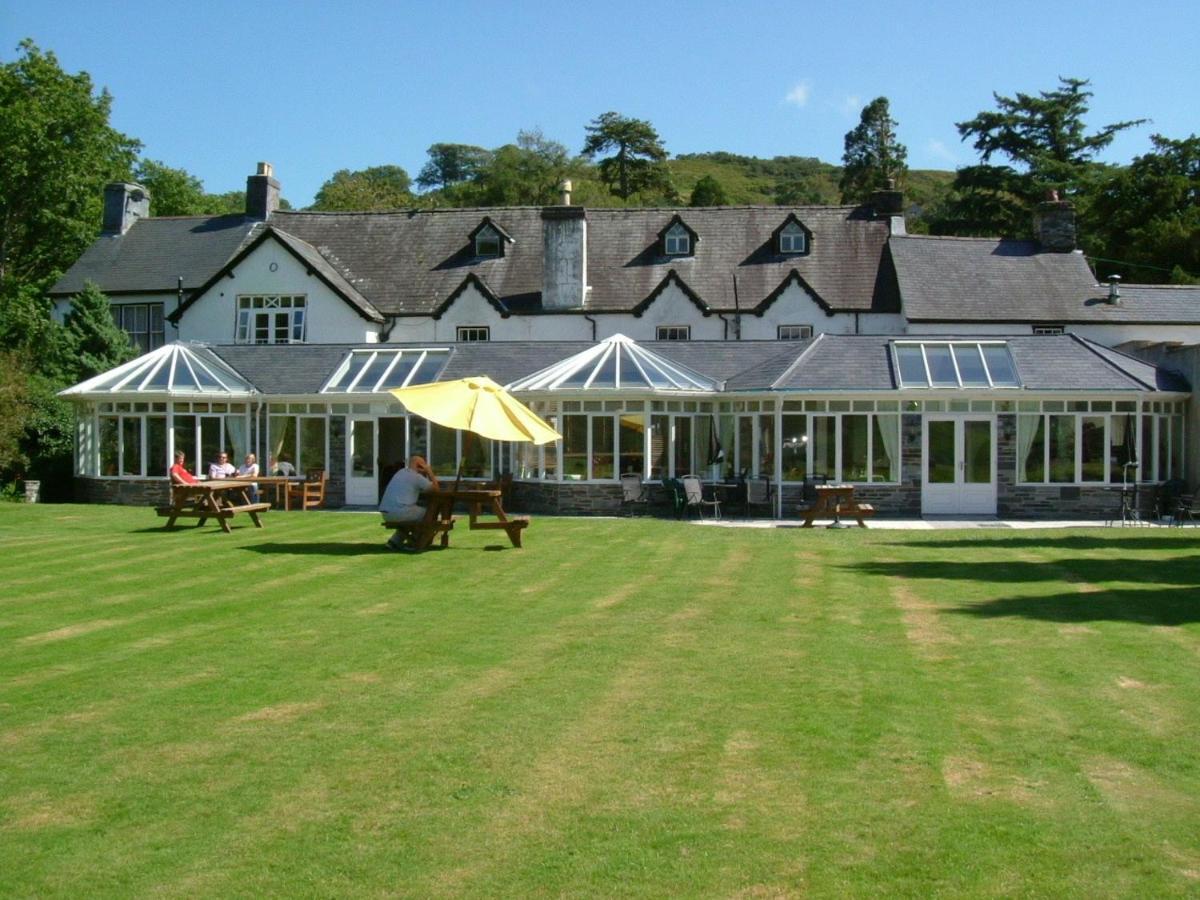 Plas Dolguog Hotel Machynlleth Exterior photo